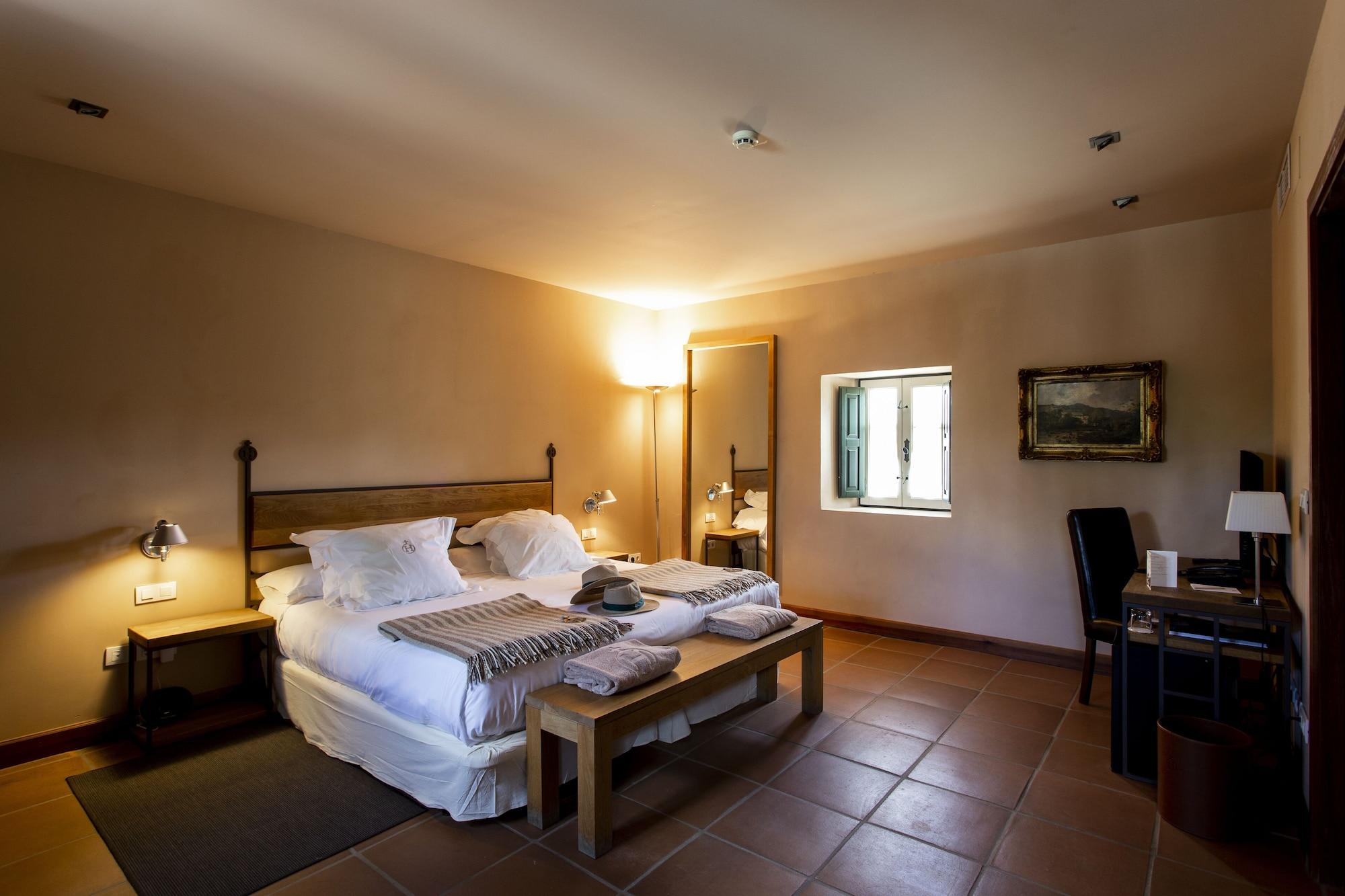 Hacienda Zorita Wine Hotel & Spa Valverdón Εξωτερικό φωτογραφία A room at the hotel