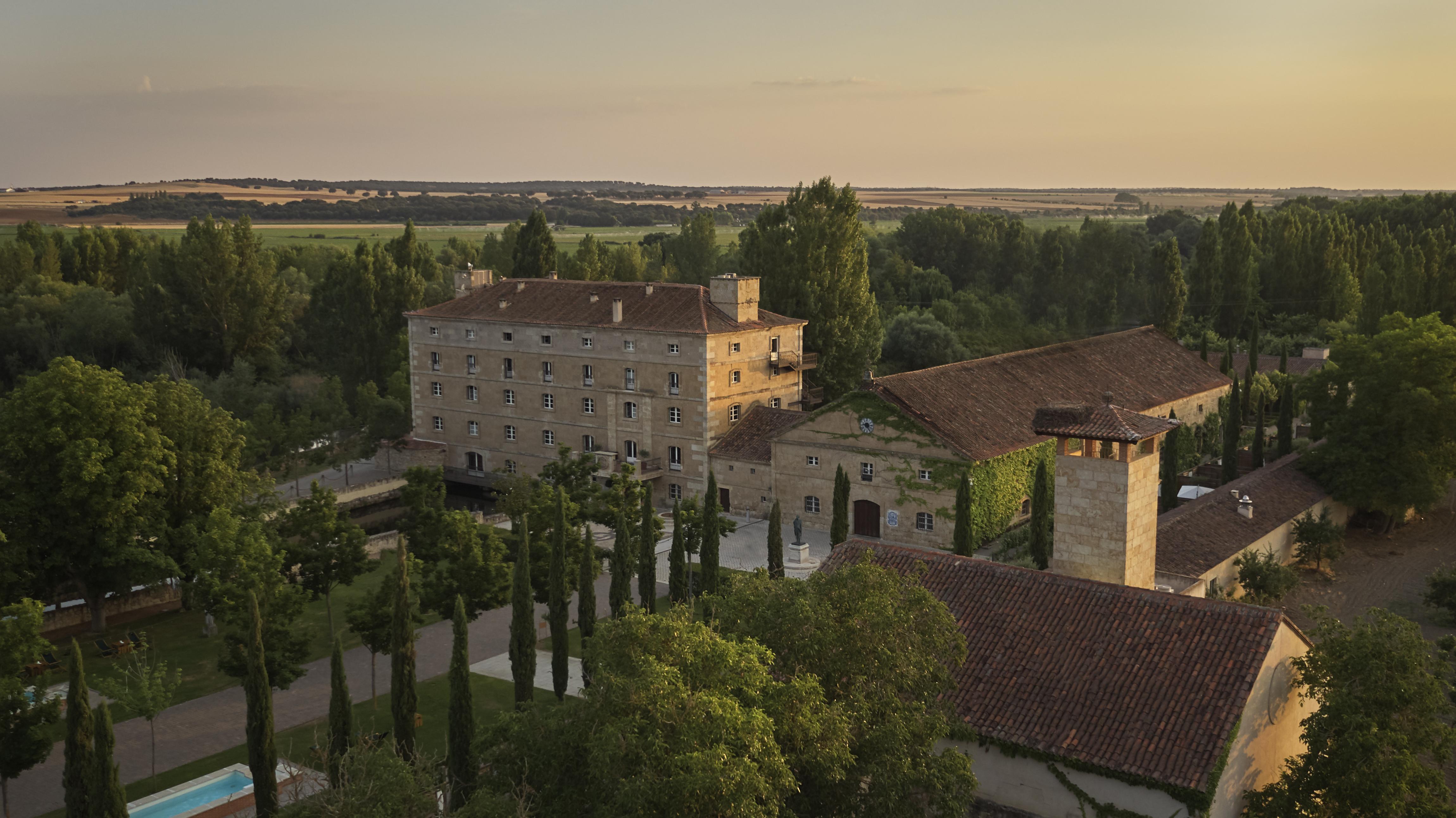 Hacienda Zorita Wine Hotel & Spa Valverdón Εξωτερικό φωτογραφία The Château de Chaumont